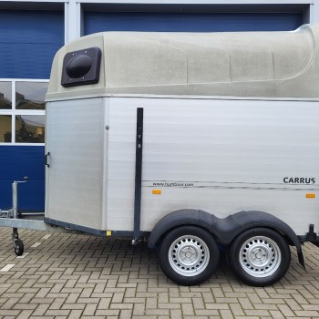 Humbaur Volledig Aluminium paardentrailer **