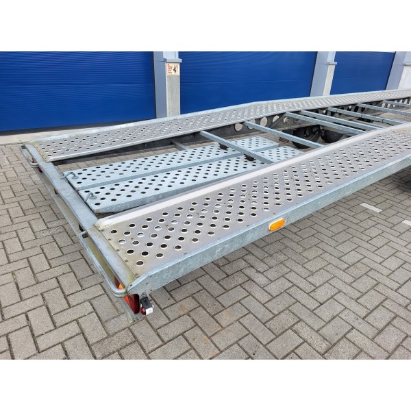 Autotransporter 3500 kg 3-asser 2018*