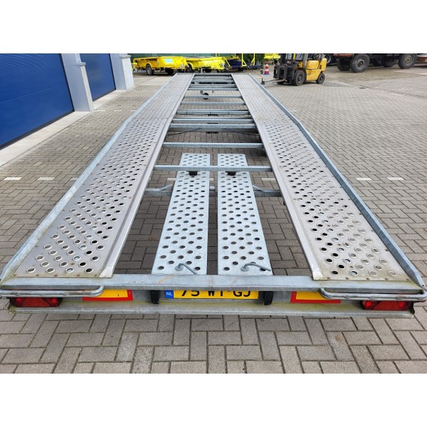 Autotransporter 3500 kg 3-asser 2018*
