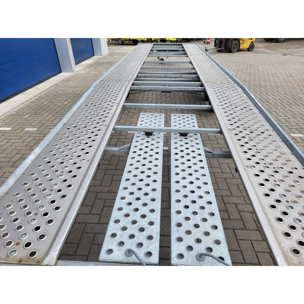 Autotransporter 3500 kg 3-asser 2018*