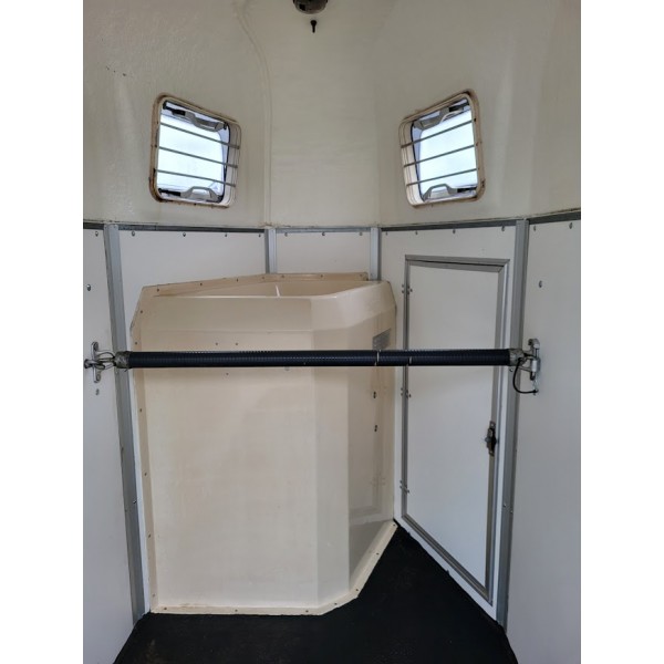 Blomert 1.5 paardentrailer **