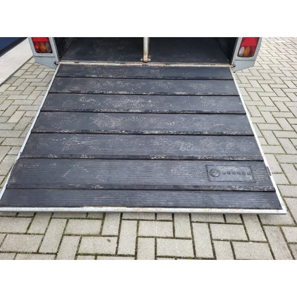 Bucker Careline Paardentrailer **
