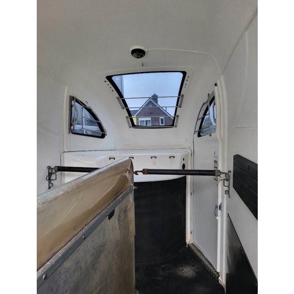 Bucker Careline Paardentrailer **