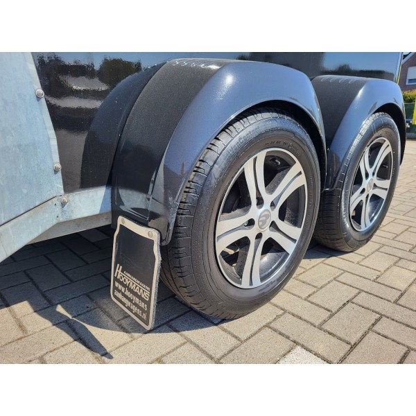 Bucker Careline Paardentrailer **