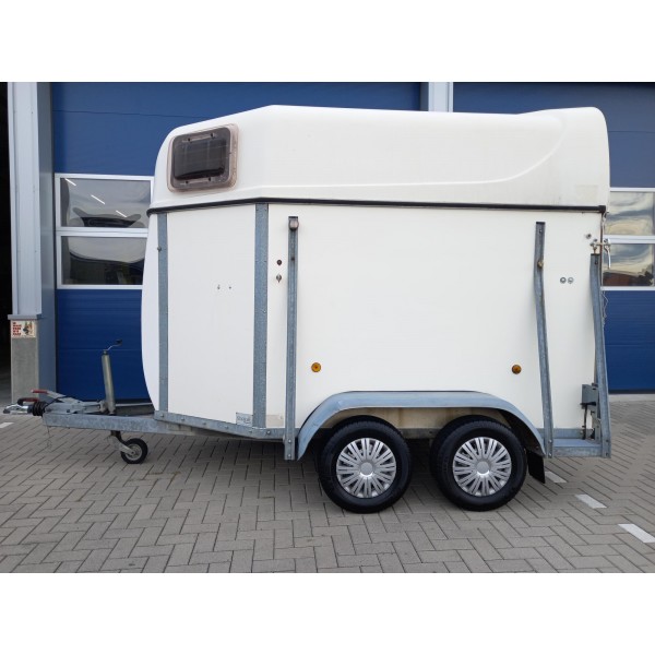 Paardentrailer nieuwe bodem **