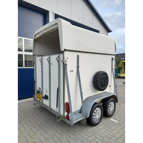 Paardentrailer nieuwe bodem **