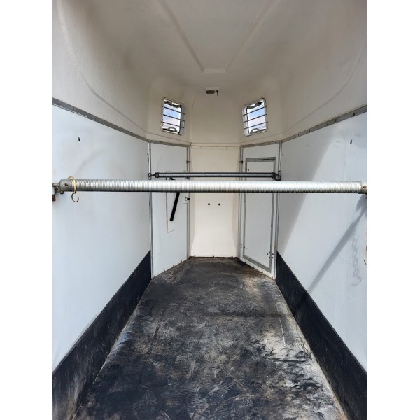 Sluis 1.5 Paardentrailer **