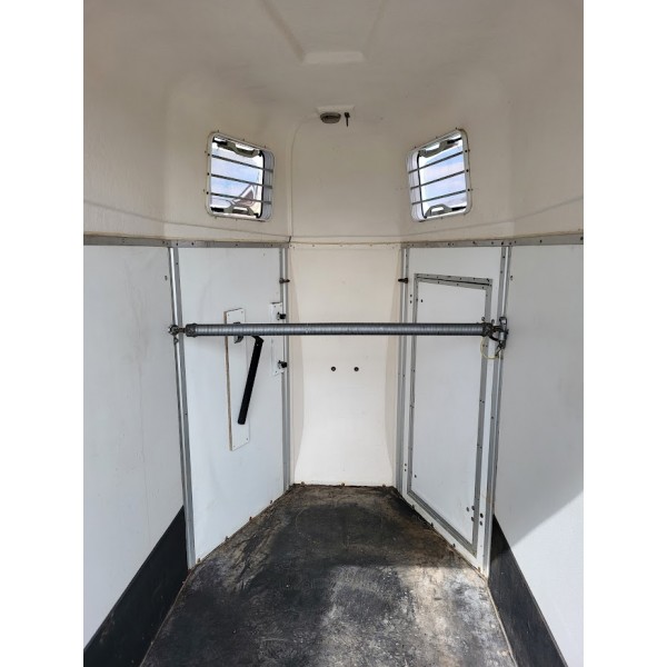 Sluis 1.5 Paardentrailer **