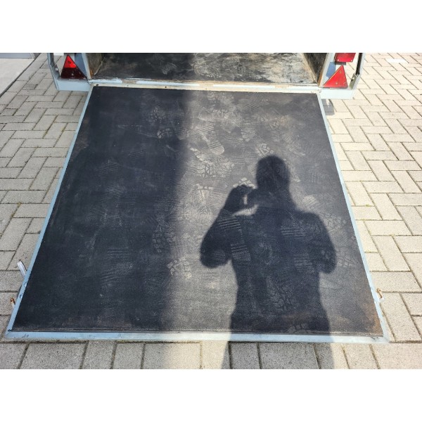 Sluis 1.5 Paardentrailer **