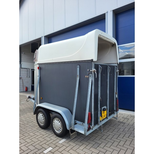 Sluis 1.5 Paardentrailer **