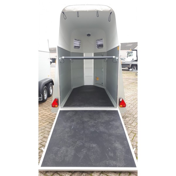 VERHUUR 1.5 Aluminium Paardentrailer **