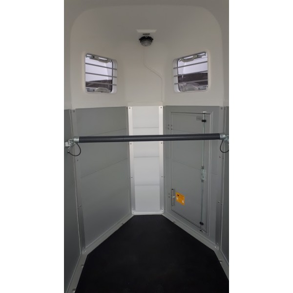 VERHUUR 1.5 Aluminium Paardentrailer **